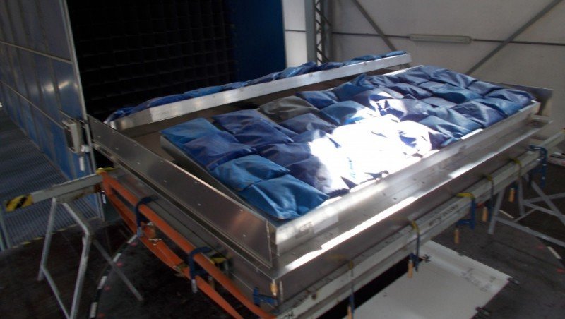 ¿Cuál es la presión neumática necesaria para vencer la carga de nieve de un aireador?